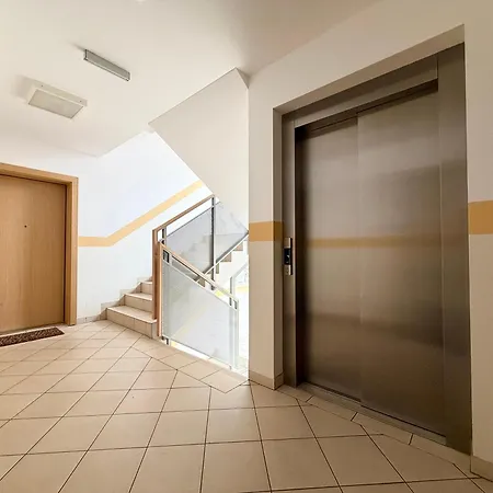 Appartement Klodzka Homely By Bookinghost Wrocław