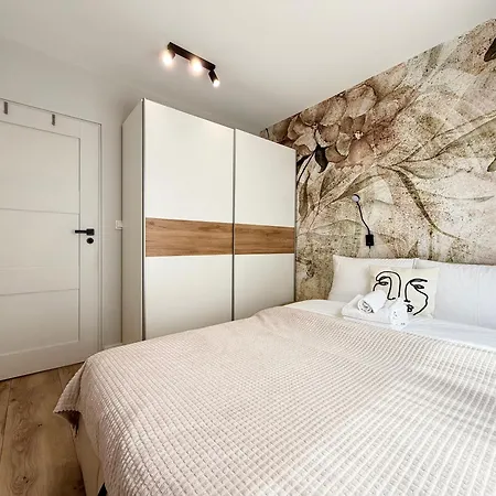 Appartement Klodzka Homely By Bookinghost